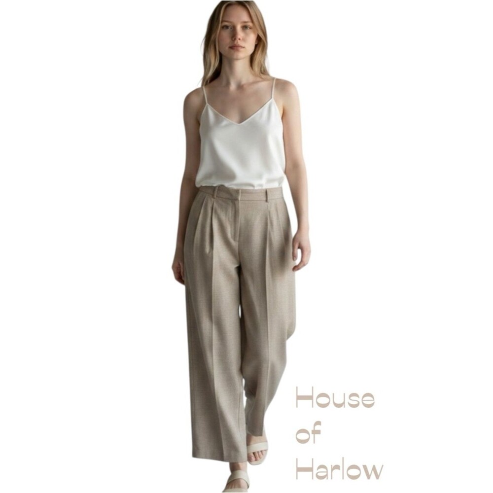 House of Harlow 1960 Beige Wide-Leg Pleated Trousers NWOT Size 10 Minimalist